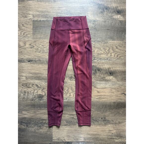 Lululemon In Movement Tight 25" Everlux Linear Spray Dye White Garnet W5CIOS S2 - Picture 5 of 7